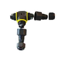 Connecteur étanche 230V en T