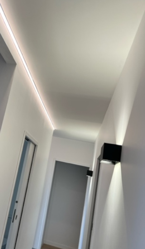 Guide d'installation d'un panneau LED au plafond